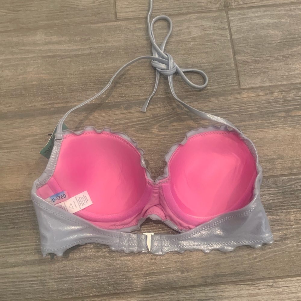 NWT SunDazed Nixie Silver Metallic Bikini Top Bra Sized 32C 32D or 34C Halter - Picture 4 of 8